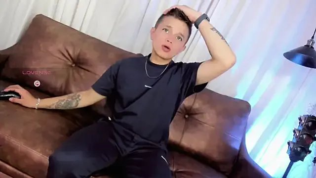 Tim_wolf on StripChat