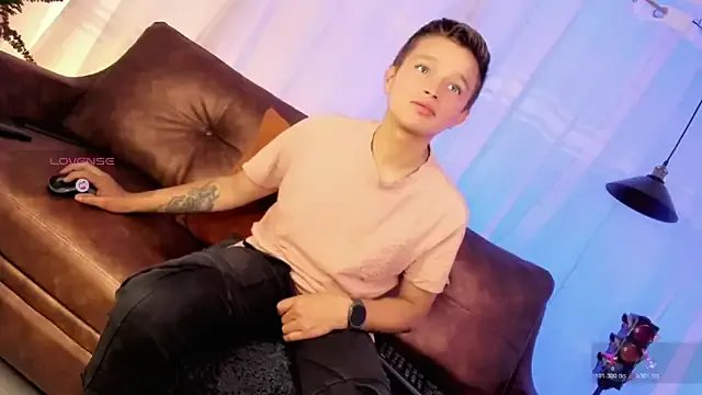 Tim_wolf on StripChat