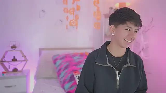 tommy_blue on StripChat 