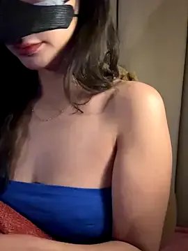 Freechat trinhvutrinh on StripChat