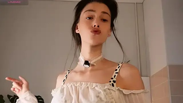 Private ttragedienne on StripChat