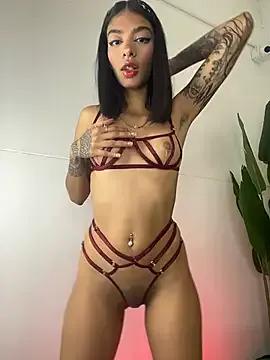 StripChat TweetiePieXXX is Freechat TweetiePieXXX — BIG SQUIRT WITH DOMI
