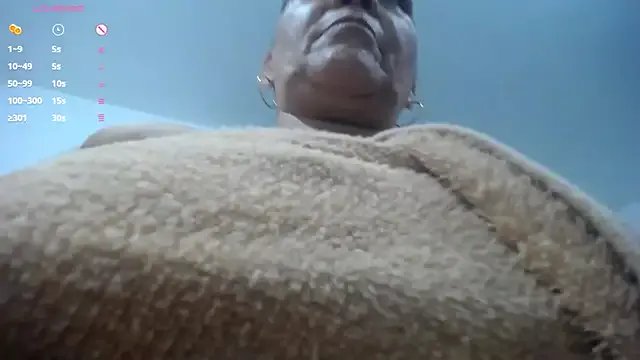 Uzziah_Sabag on StripChat