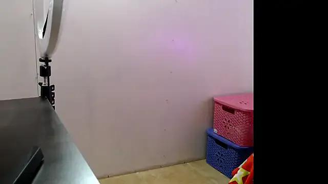 Freechat Valeryxs on StripChat