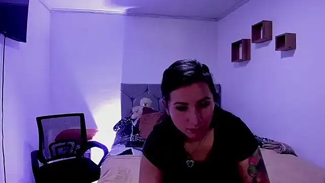 Freechat vanessabrown_ on StripChat