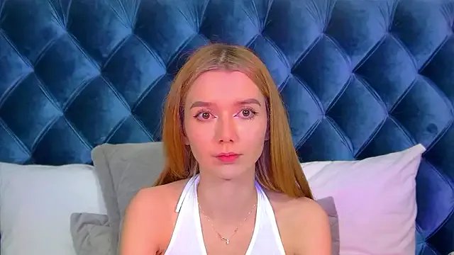 Freechat VanessaVienne on StripChat