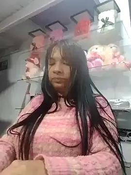 Freechat VivienAndClark on StripChat