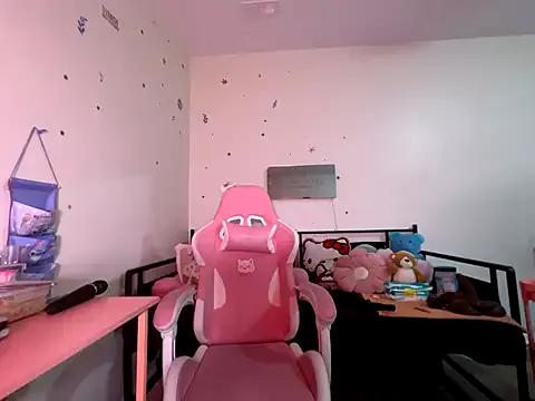 Freechat VixenCapri on StripChat