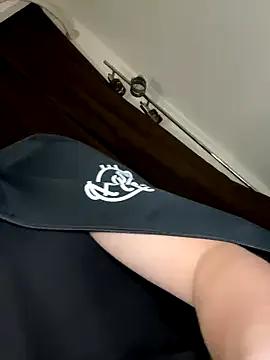 Freechat xxx_men on StripChat