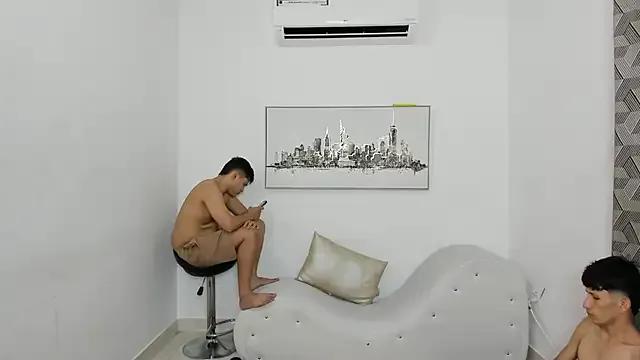 Freechat YouBratty2 on StripChat