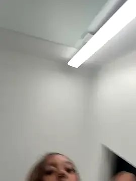 Group Your_Paris on StripChat