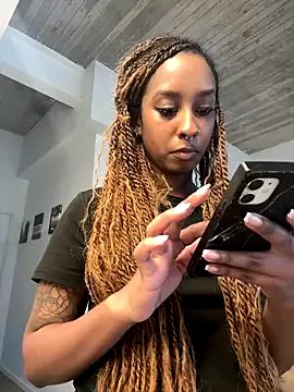 Group Your_Paris on StripChat