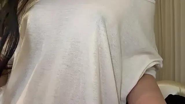 yuer2563 — Freechat on StripChat