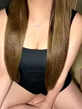 Group Yuixxsama on StripChat