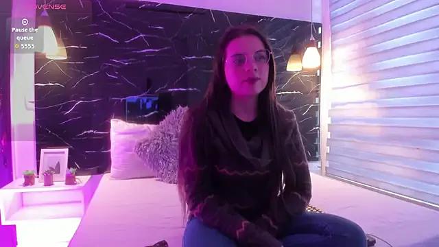 Freechat ZOE_LE on StripChat