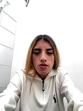 zoepink_1 — Freechat on StripChat