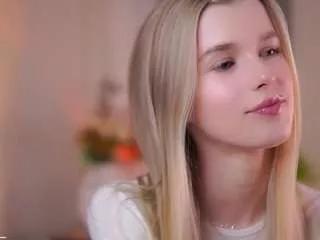 Photos of ainsleybrainard from CamSoda is Freechat