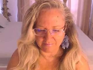 Photos of andoray from CamSoda is Freechat
