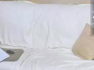 Photos of chrystalmills from CamSoda is Freechat