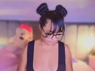 Photos of layla-nicols from CamSoda is Freechat