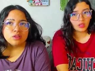 Photos of maddie-and-chelsea from CamSoda is Freechat