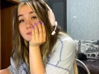 Photos of mariangreaves from CamSoda is Freechat