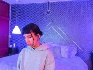 Photos of nikii-bloom from CamSoda is Freechat
