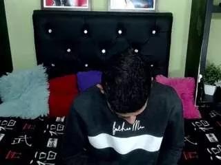 Photos of oliverttwink1 from CamSoda is Freechat