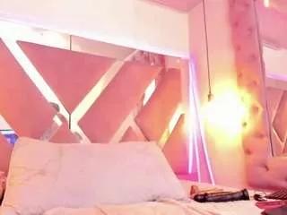 Photos of scarlett-boonett from CamSoda is Freechat