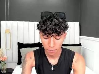 Photos of sheryl-ss from CamSoda is Freechat