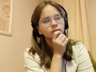 Photos of yadirabottomly from CamSoda is Freechat