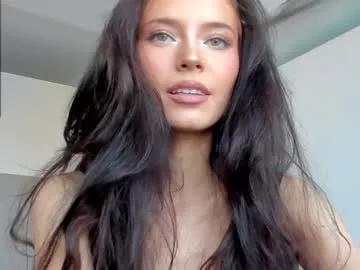 _isiah from Chaturbate