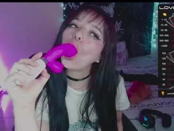 bellamontenegro22 from Chaturbate