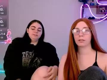 ellies_8 from Chaturbate