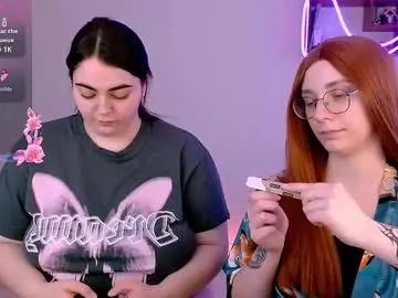 ellies_8 from Chaturbate