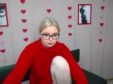 evelinasnow from Chaturbate