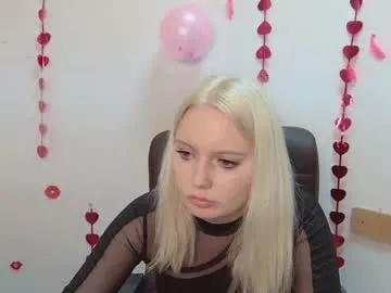 evelinasnow from Chaturbate