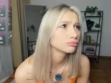 Photos of glossybabe_ from Chaturbate is Freechat