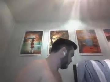 jayjayycum19 from Chaturbate