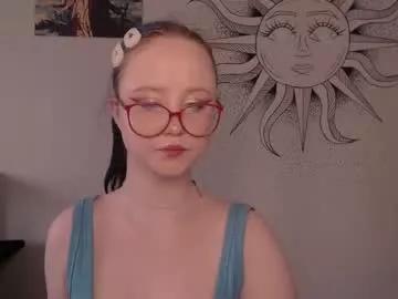 lilhornyprincesss from Chaturbate