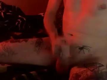 luxxsix86 from Chaturbate