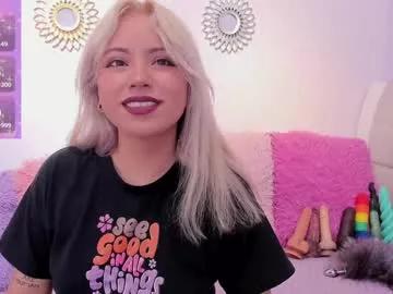 natalia_henao_ from Chaturbate