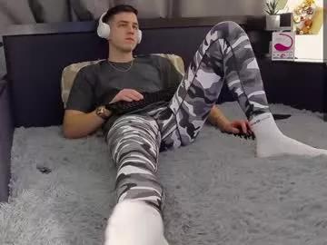 riggs_jelok from Chaturbate