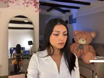 sweet_littleee from Chaturbate