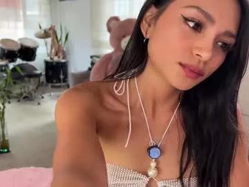 sweet_littleee from Chaturbate