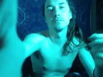 wellwhynot1313 from Chaturbate