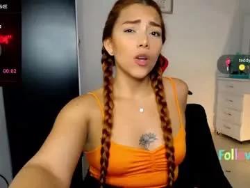 zoezambrano_22 from Chaturbate
