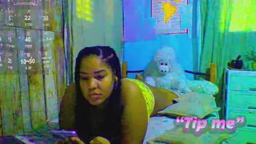 Photos of sarahlove16 from Cherry is Freechat