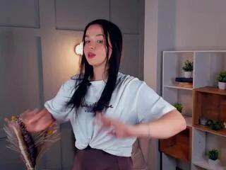 Photos of jesenia_brinn from Flirt4Free is Freechat