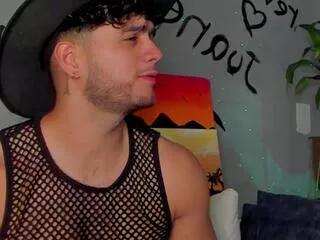Photos of noah_miller from Flirt4Free is Freechat